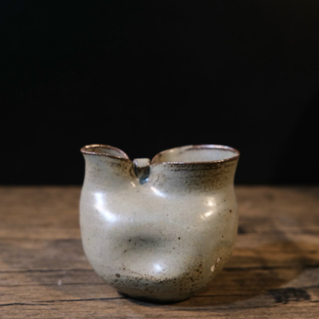 Bình gốm mini Wabi Sabi decor dáng cách điệu