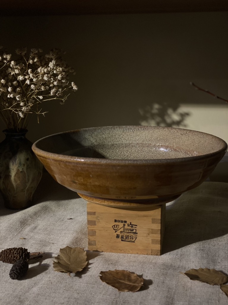 Ang men chảy thúy hồng cốt dày nặng