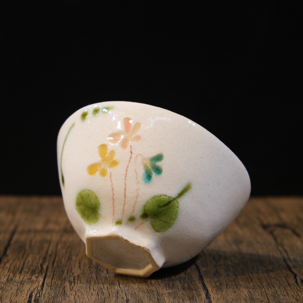 Chawan - Bát đánh matcha men tiêu vẽ hoa
