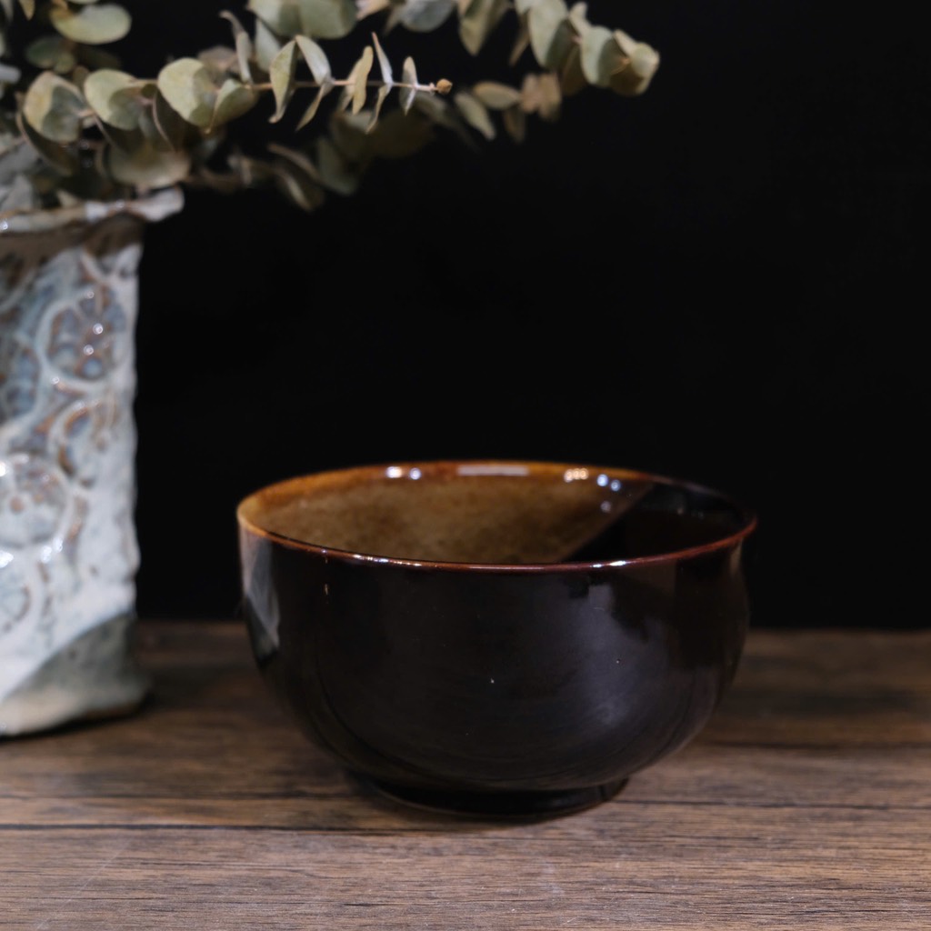Tô đen chấm nâu cafe S