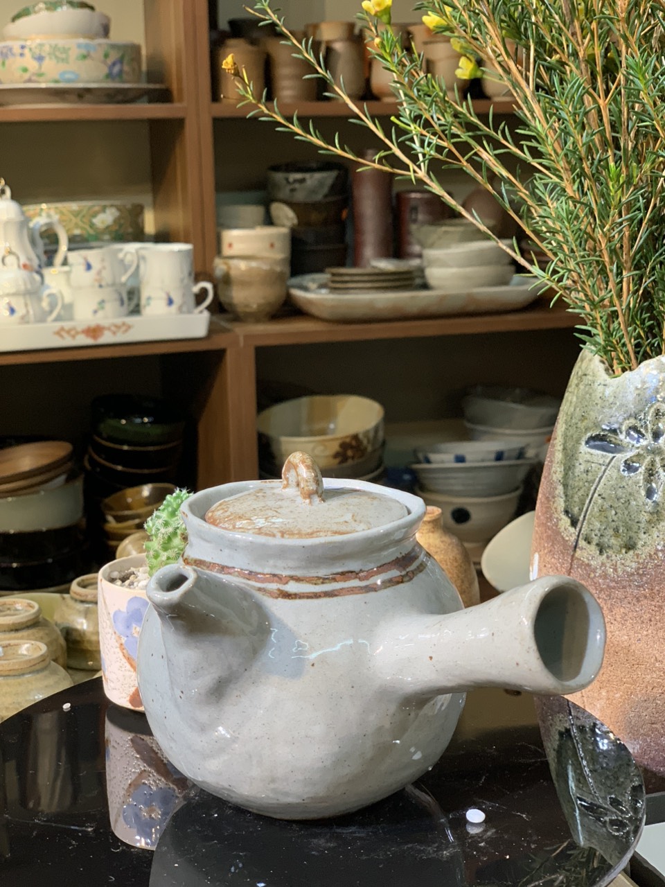 Ấm mộc men tiêu ghi