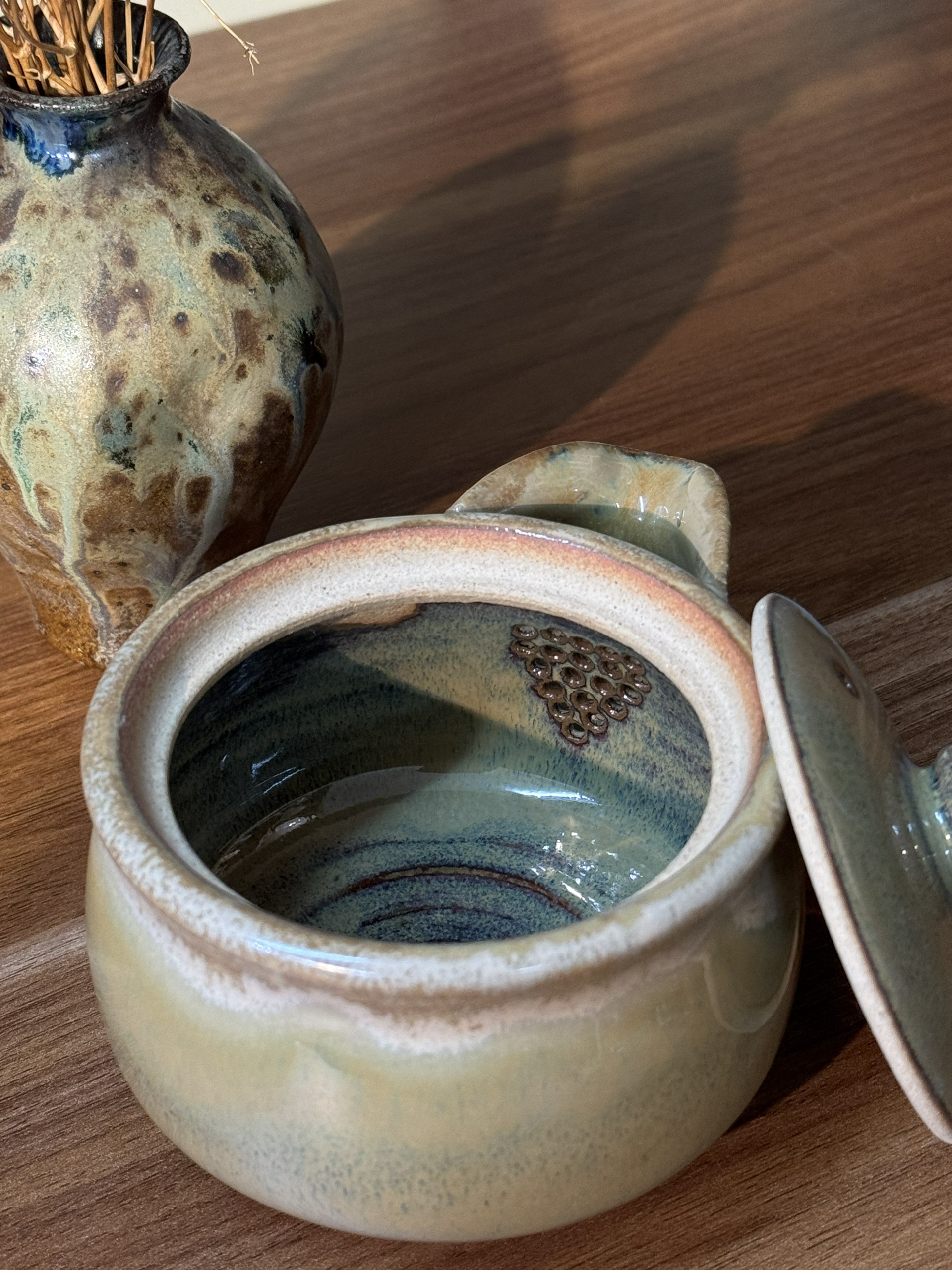 Ấm trà Houhin tráng men xanh rêu