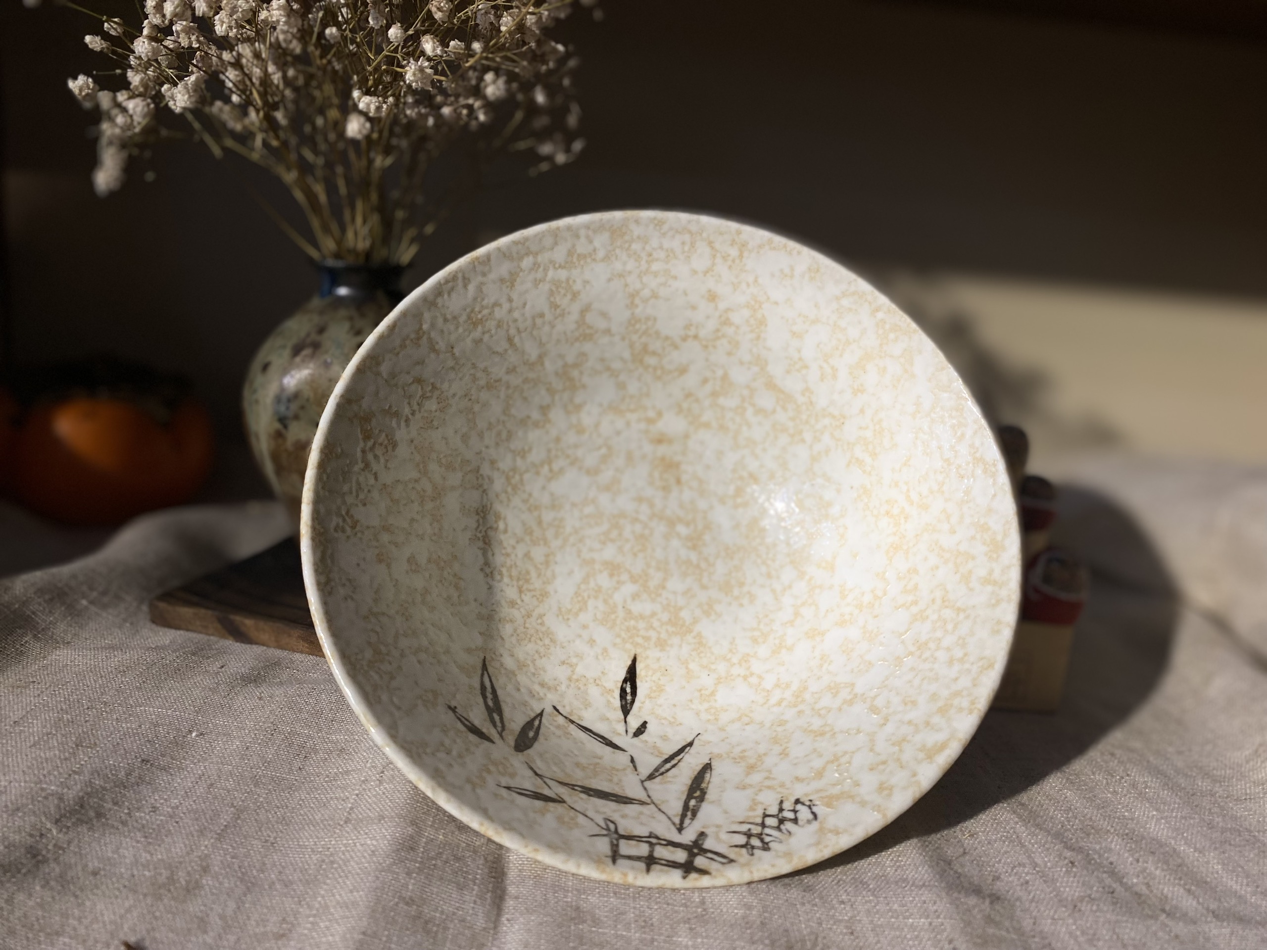 Bát men đá vàng hoa lau