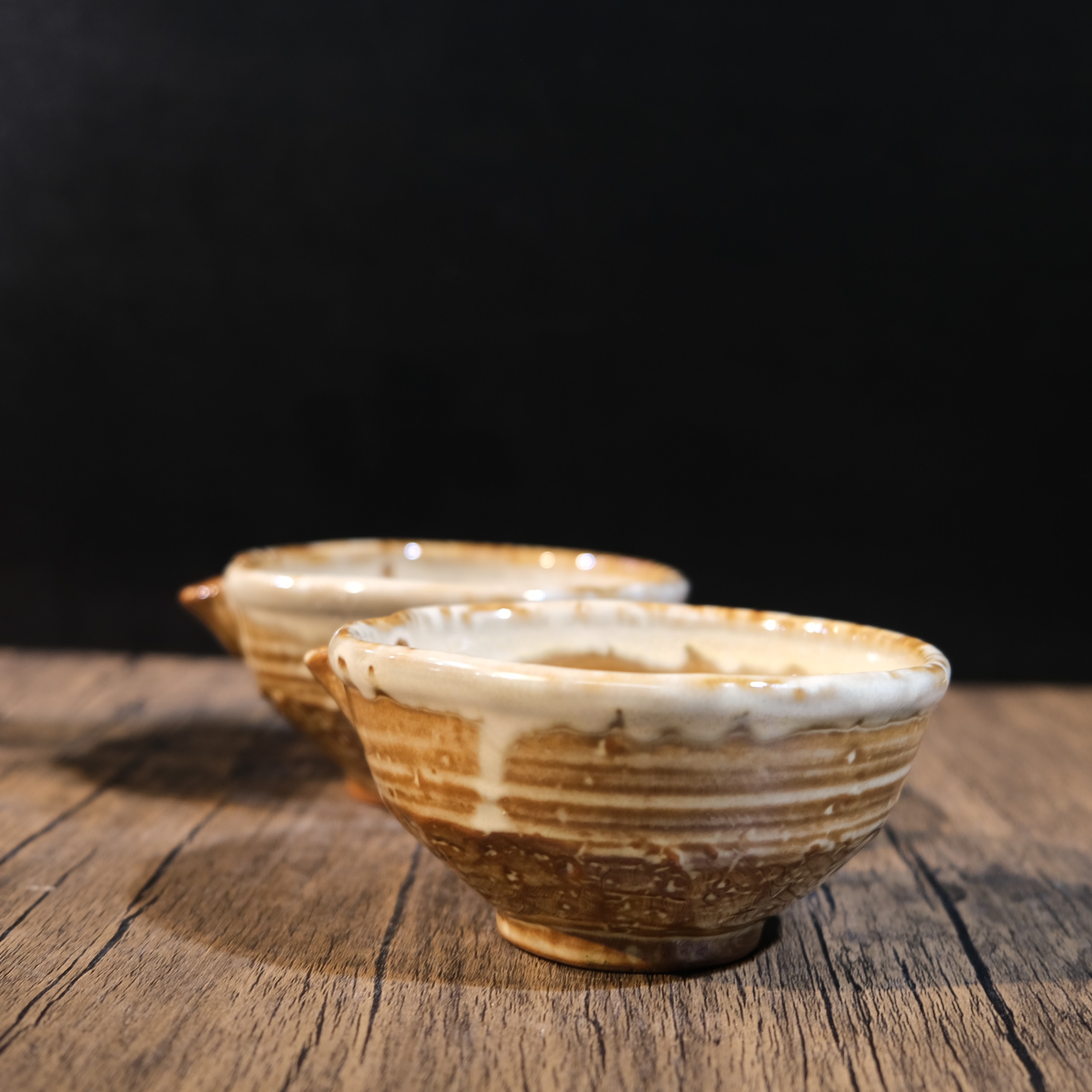 Bát rót mộc (triện đáy)