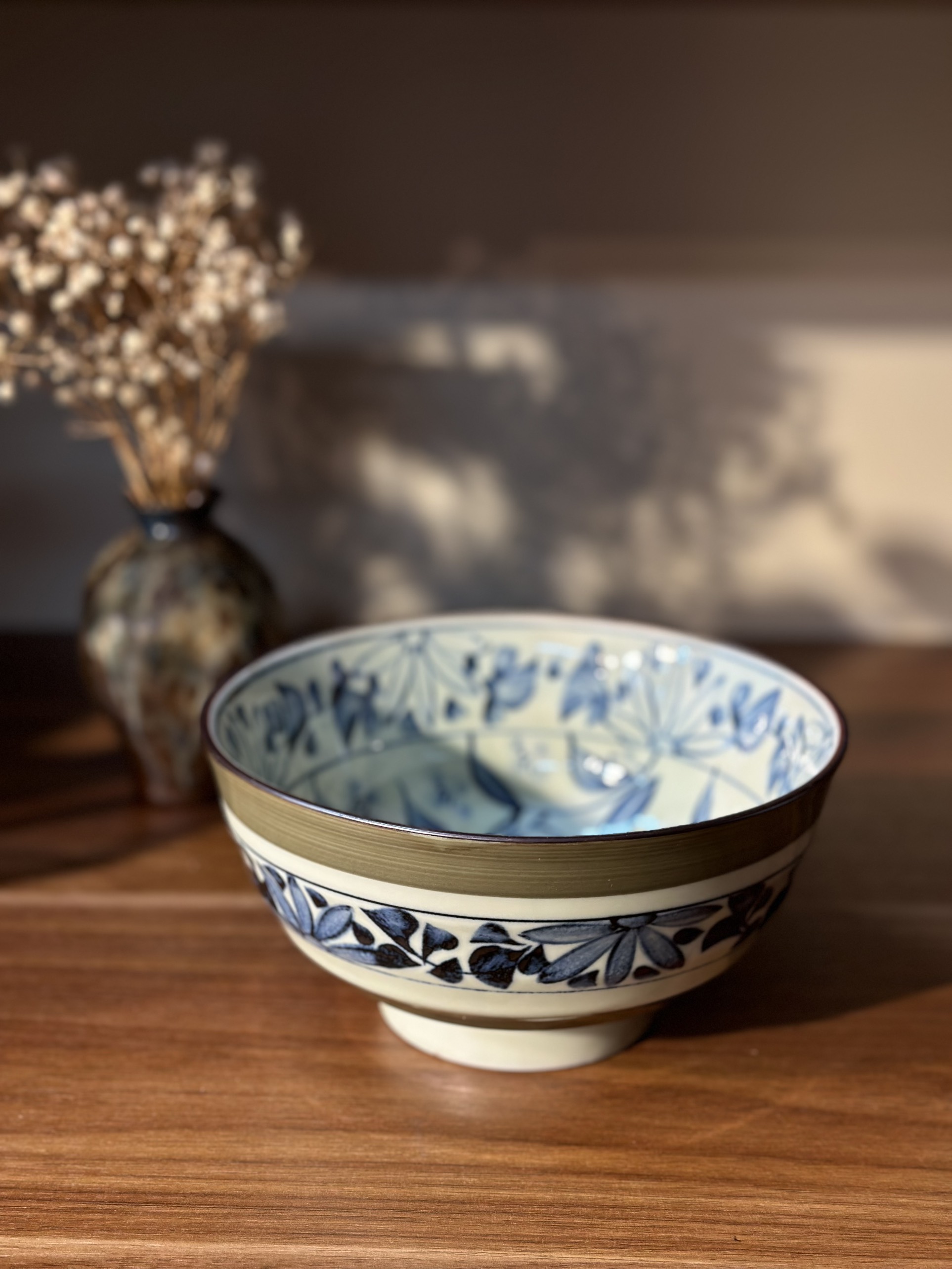 Bát tô xanh rêu vẽ phong cảnh