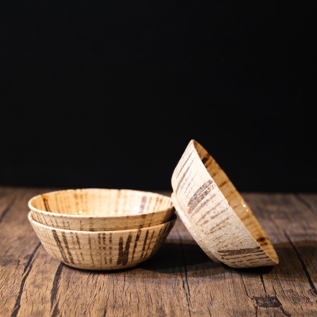 Bát chấm mộc sần sọc nâu