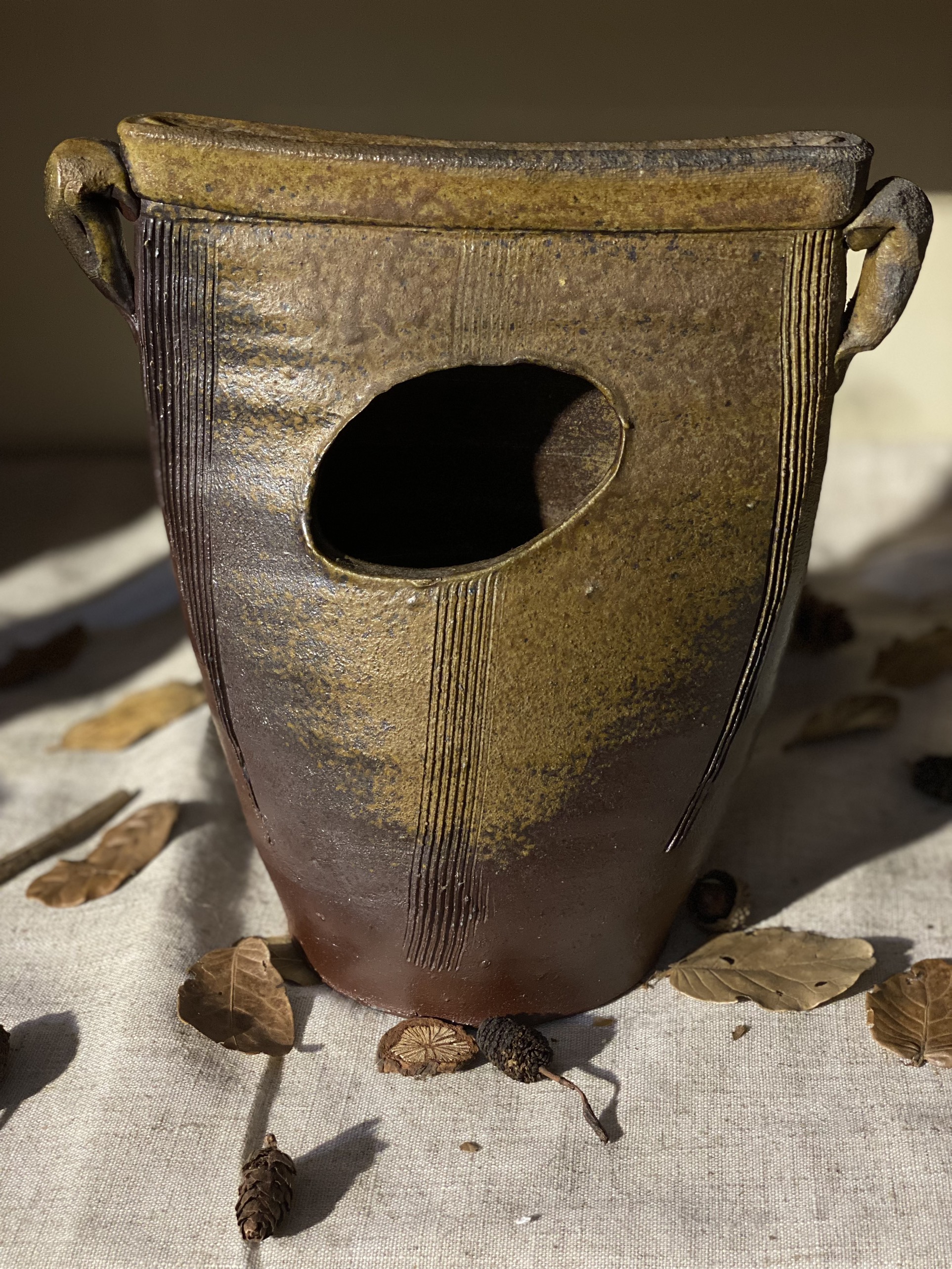 Bình Bizen cách điệu nghệ thuật Wabi Sabi