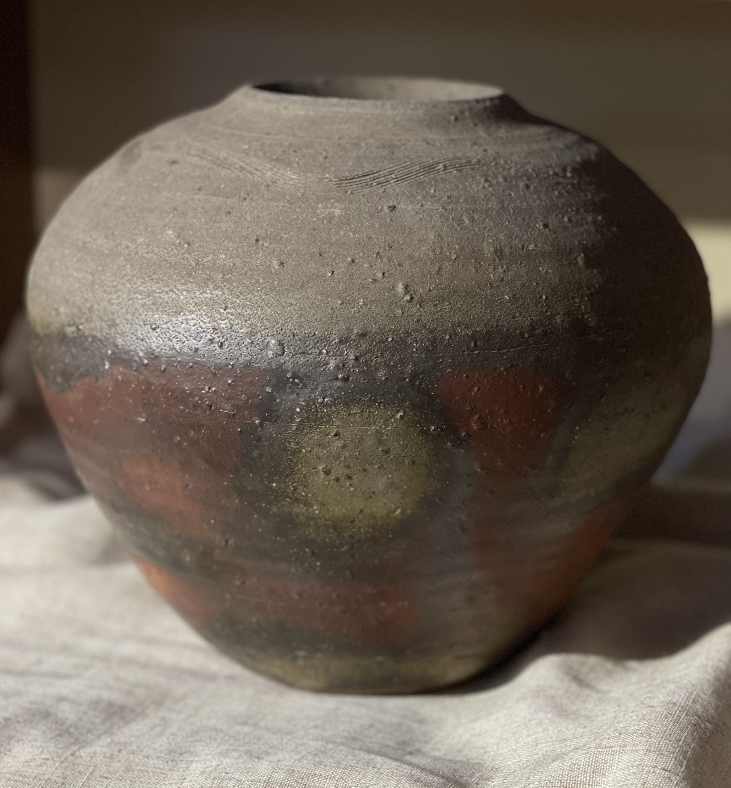 Bình Bizen Hoả biến Sangiri dáng hút tài lộc