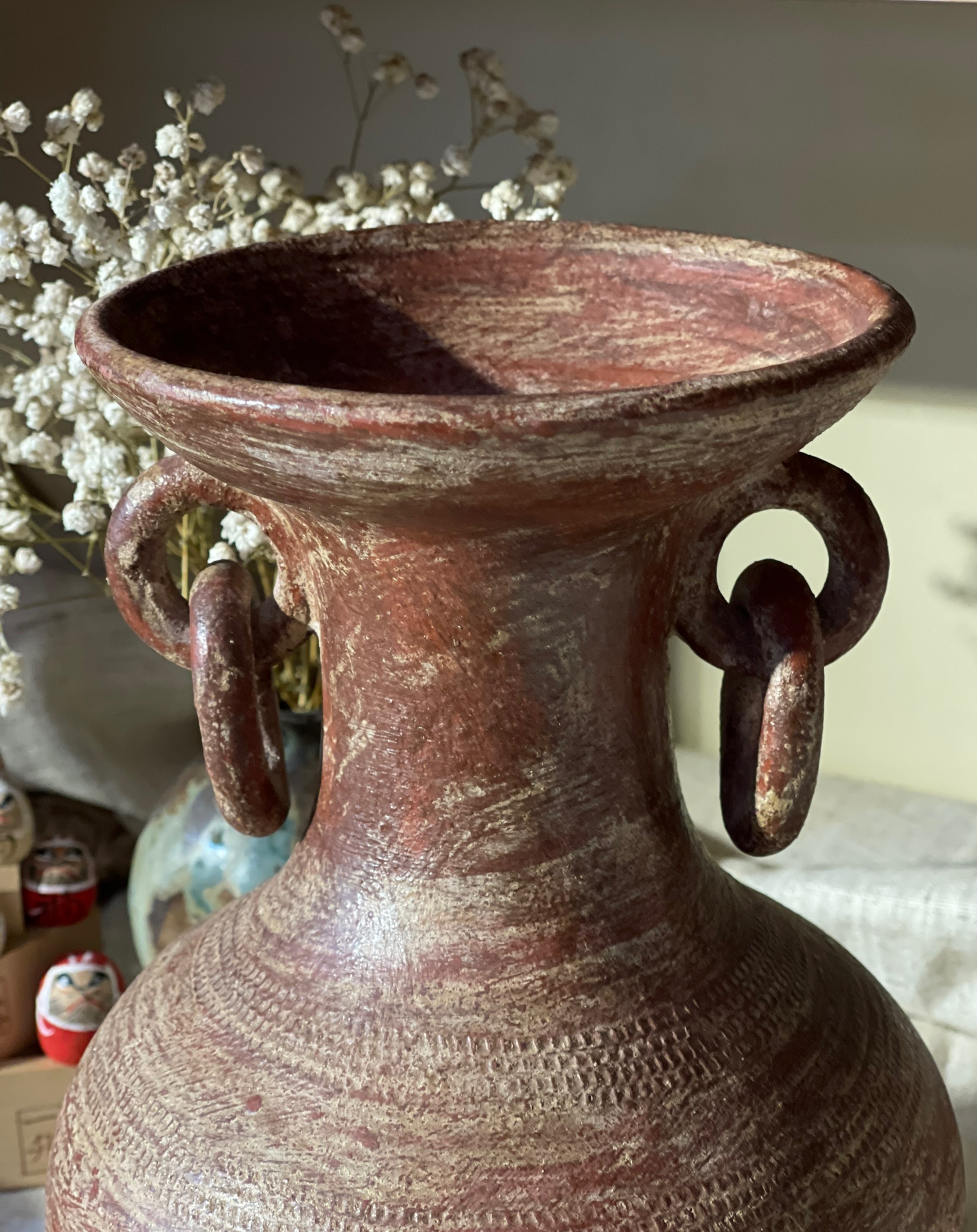 Bình gốm hút lộc hai tai cách điệu