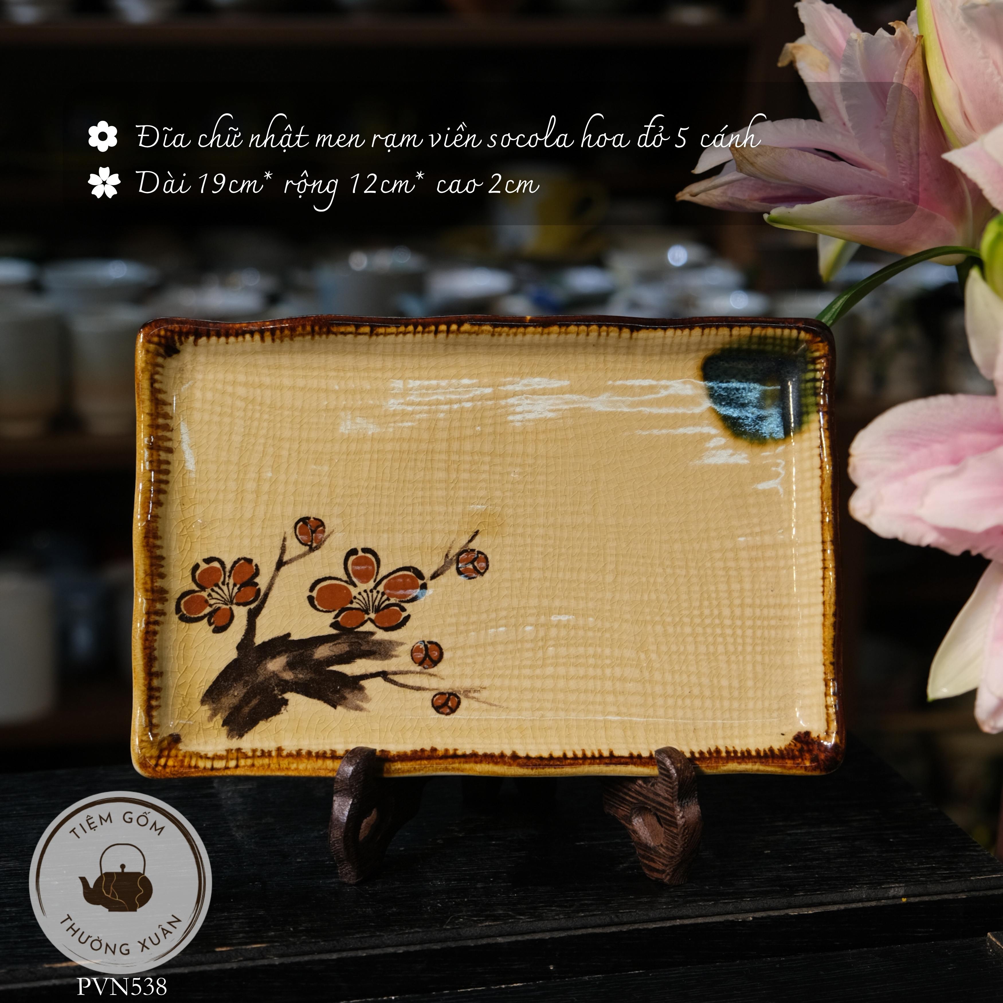 Đĩa chữ nhật men rạm viền socola hoa đỏ 5 cánh