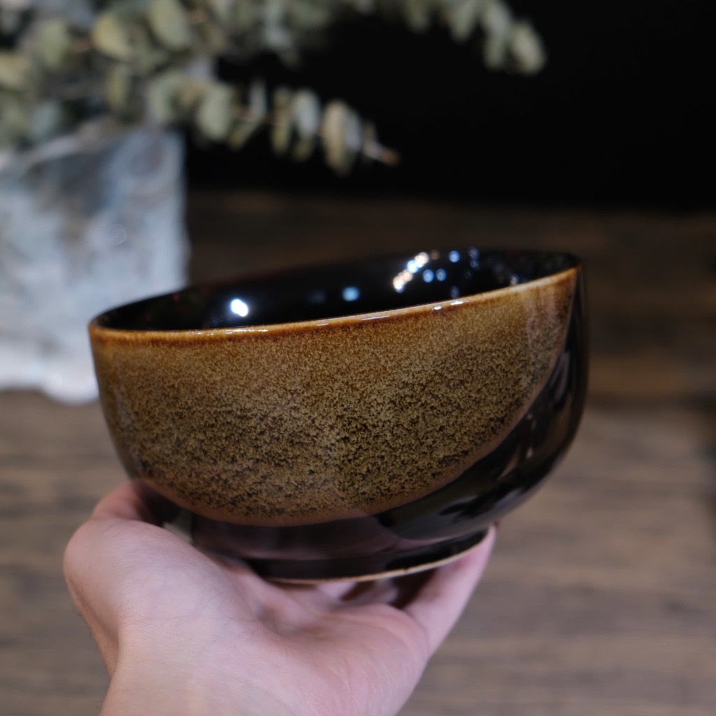 Tô đen chấm nâu cafe S