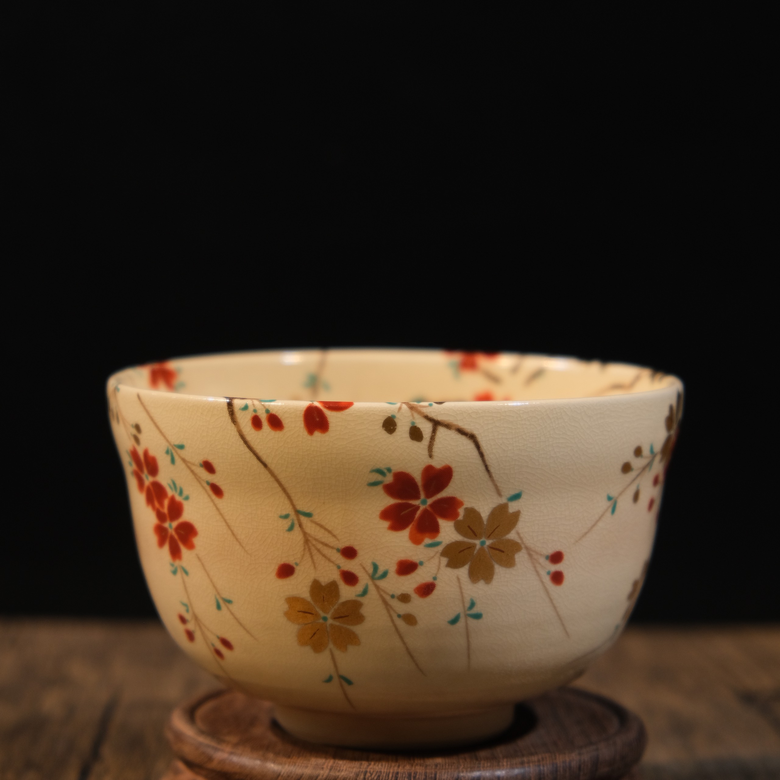 Chawan - Bát đánh matcha men rạn vẽ hoa đào (triện đáy)