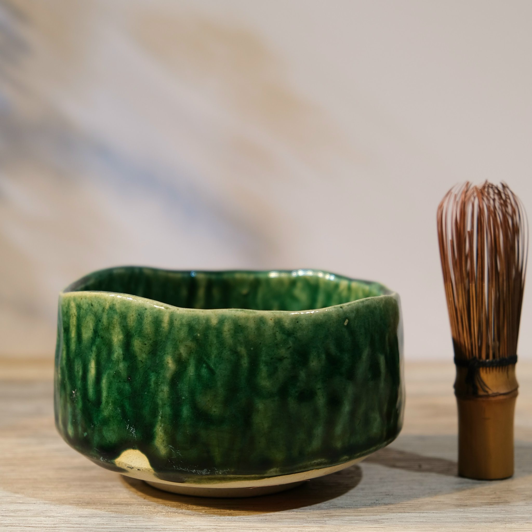 Chawan - Bát đánh matcha Oribe cốt dày