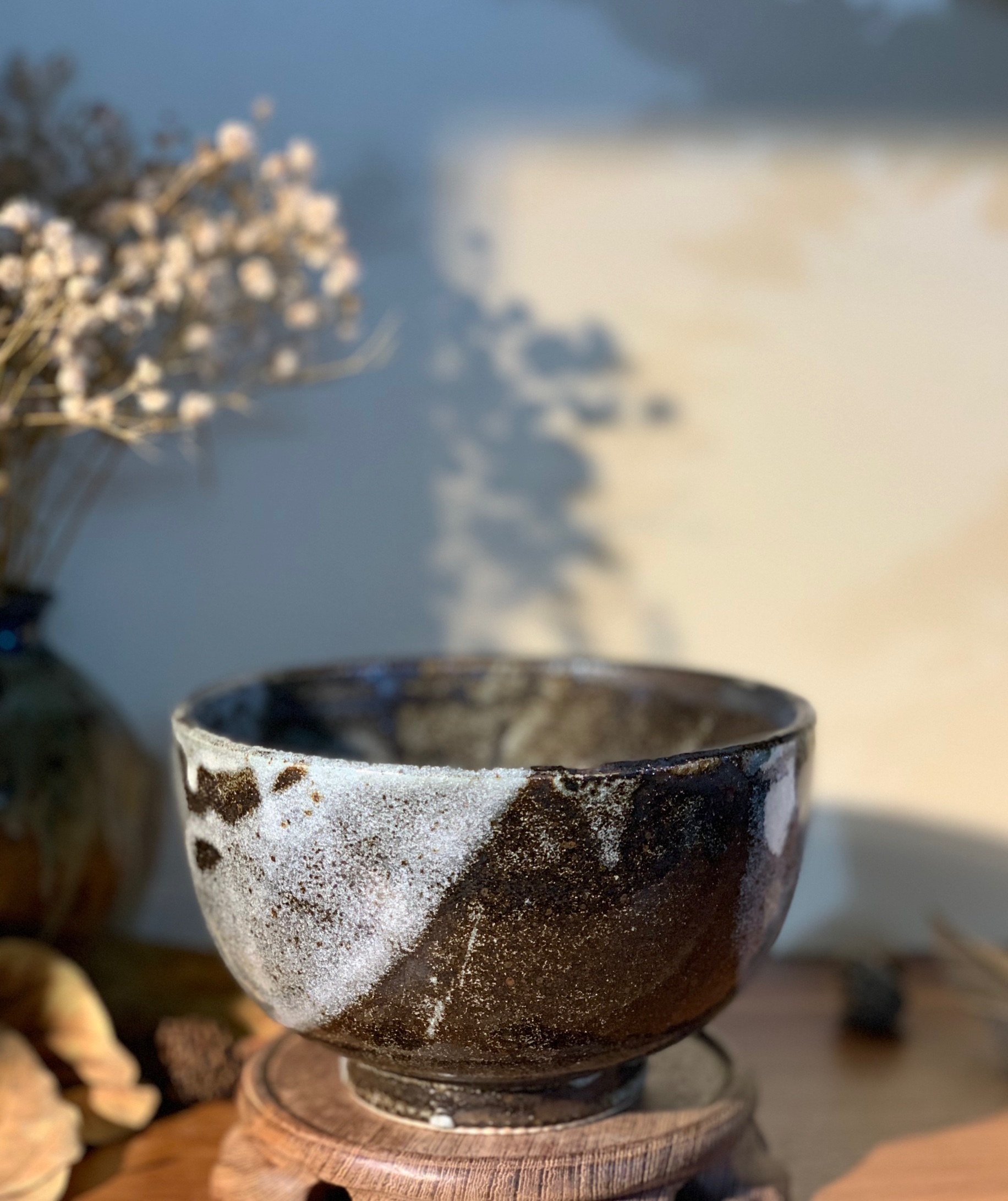 Chawan - Bát đánh matcha men chảy đế răng cưa