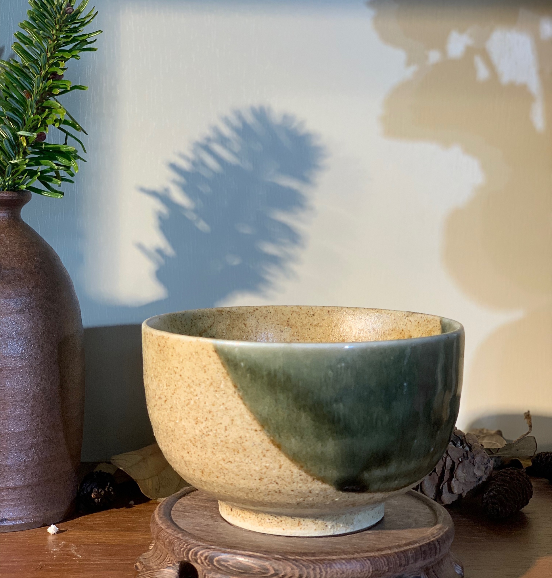 Chén mộc men xanh