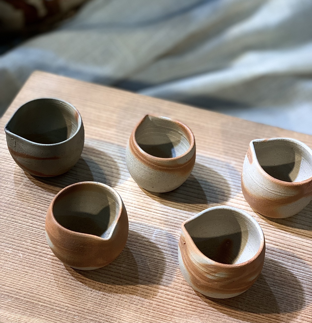 Chén trà bizen miệng rót