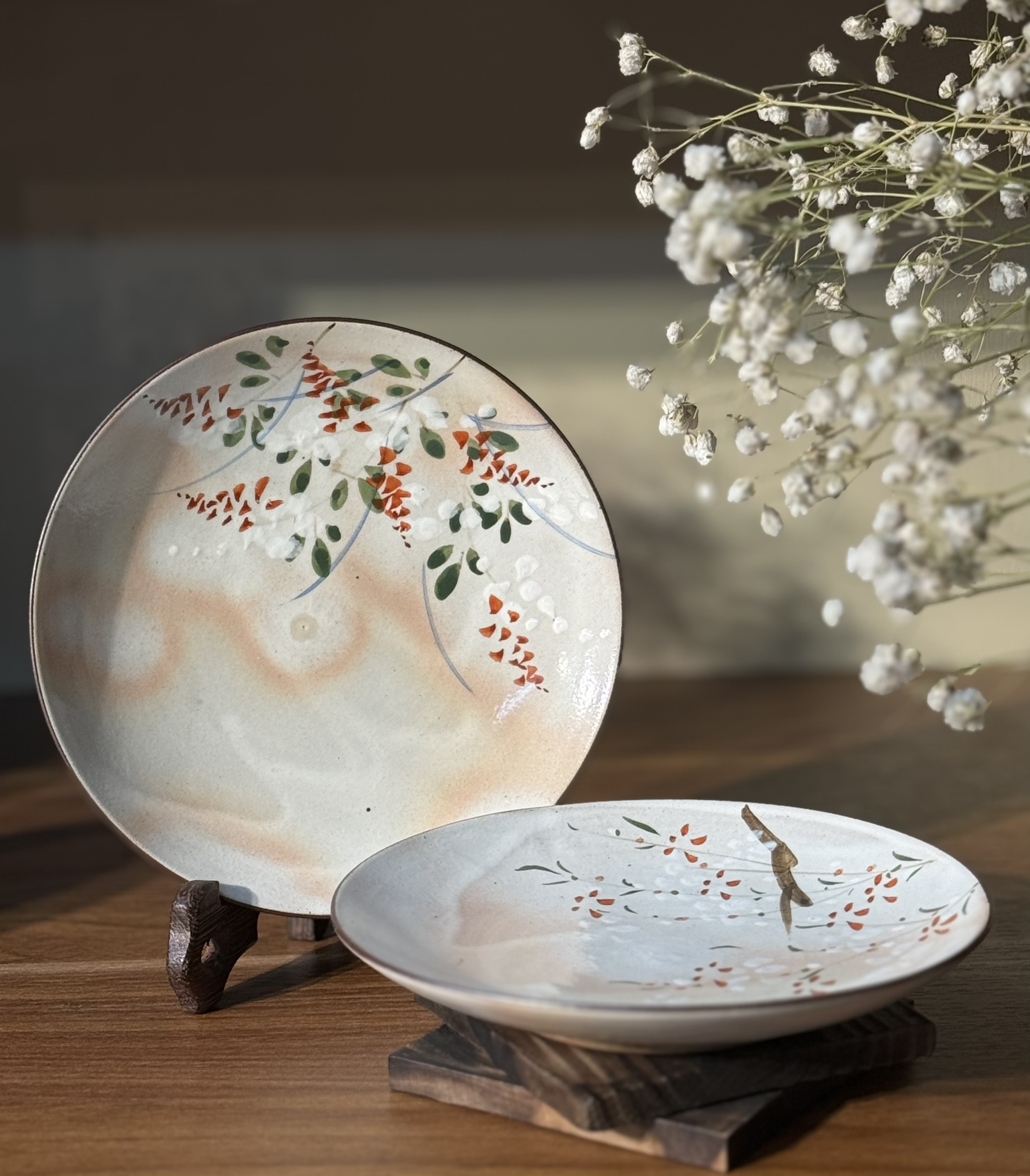 Đĩa mộc Kyoyaki size nhỡ vẽ hoa ( triện ký đáy )