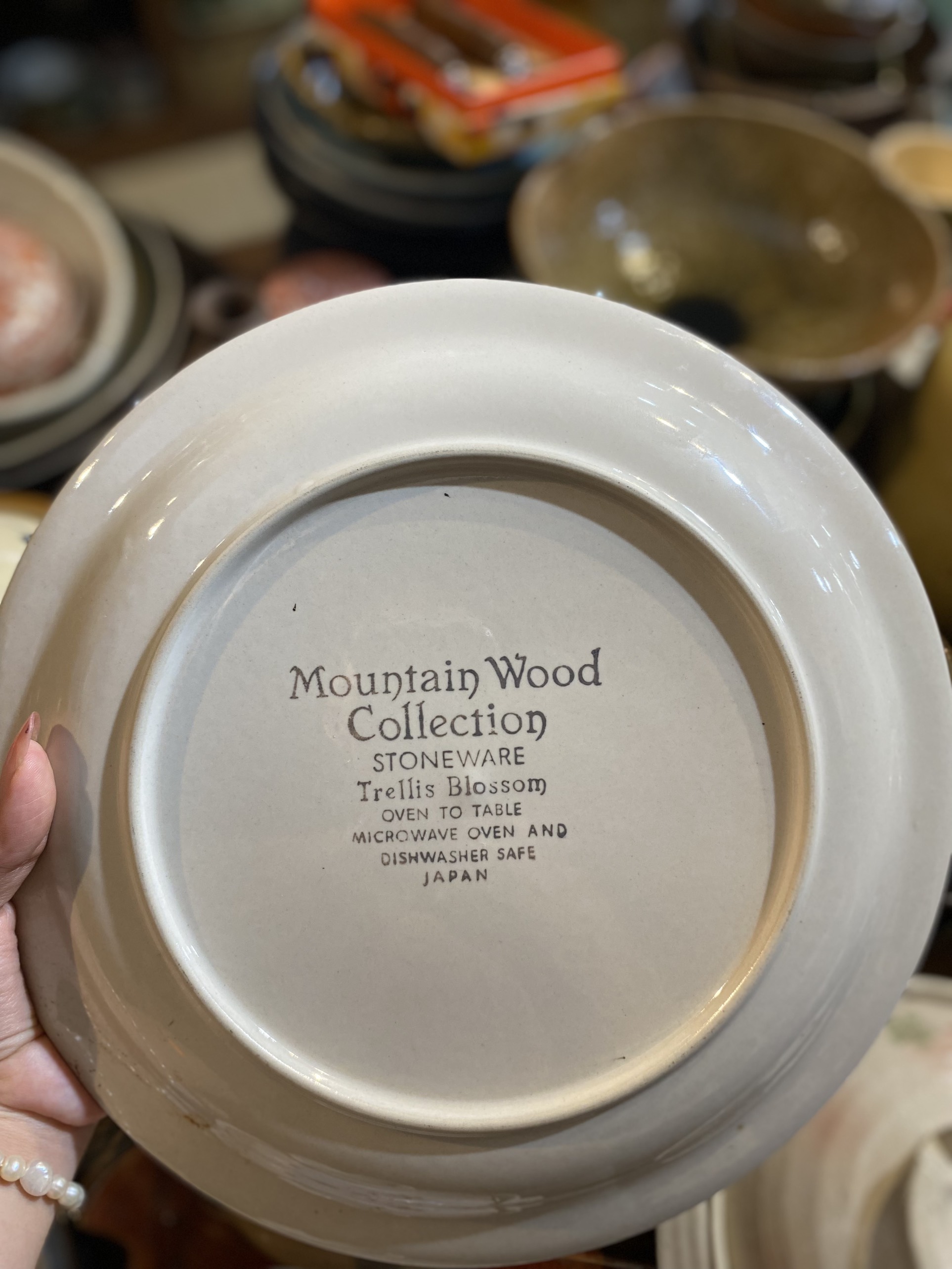 Đĩa Nhật viền vàng vòng nguyệt quế Moutain Wood Collection