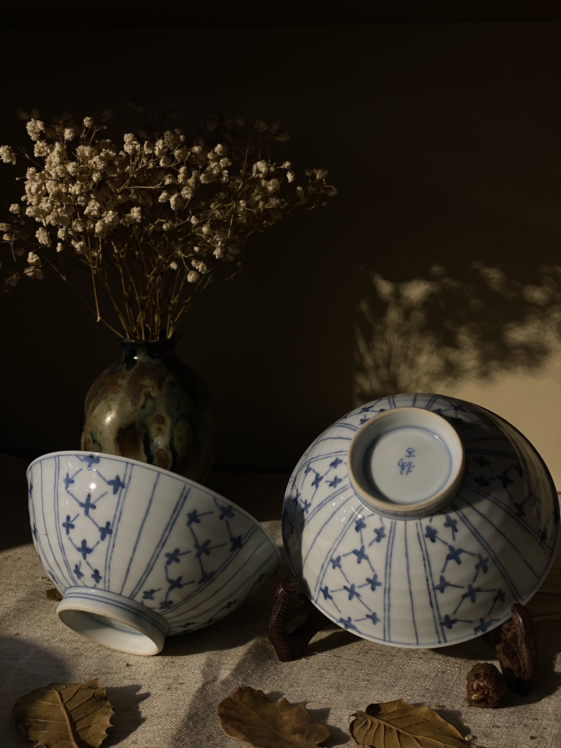 Set Bát ăn tráng men hoa tiết kẻ sọc hoa 4 lá