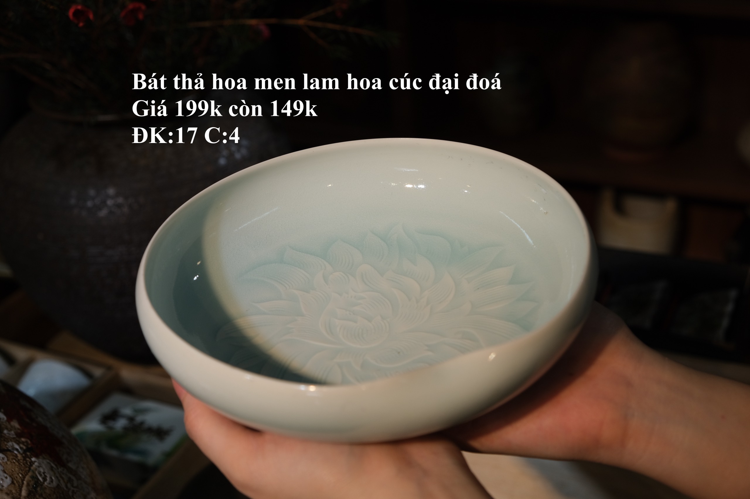 Bát thả hoa men lam hoa cúc đại đóa