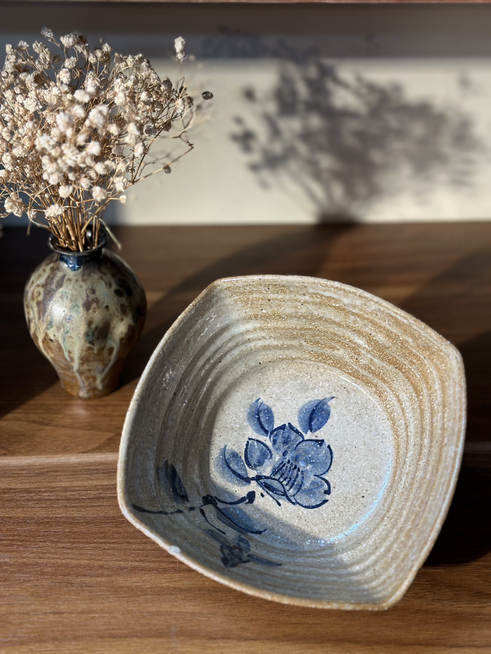 Tô mộc vuông men cam sữa lòng hoa