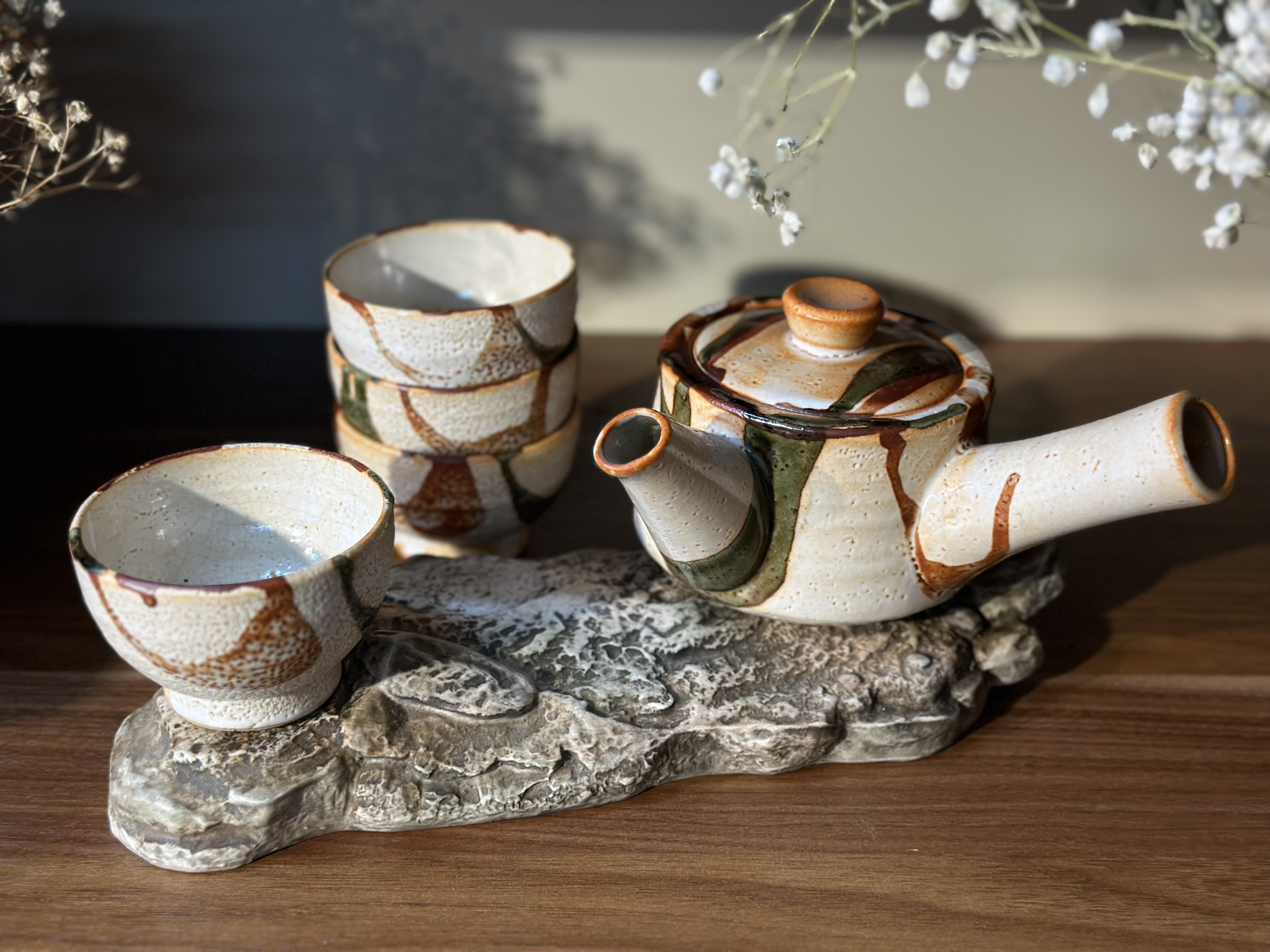 Bộ trà gốm shino nhấn men rêu cam