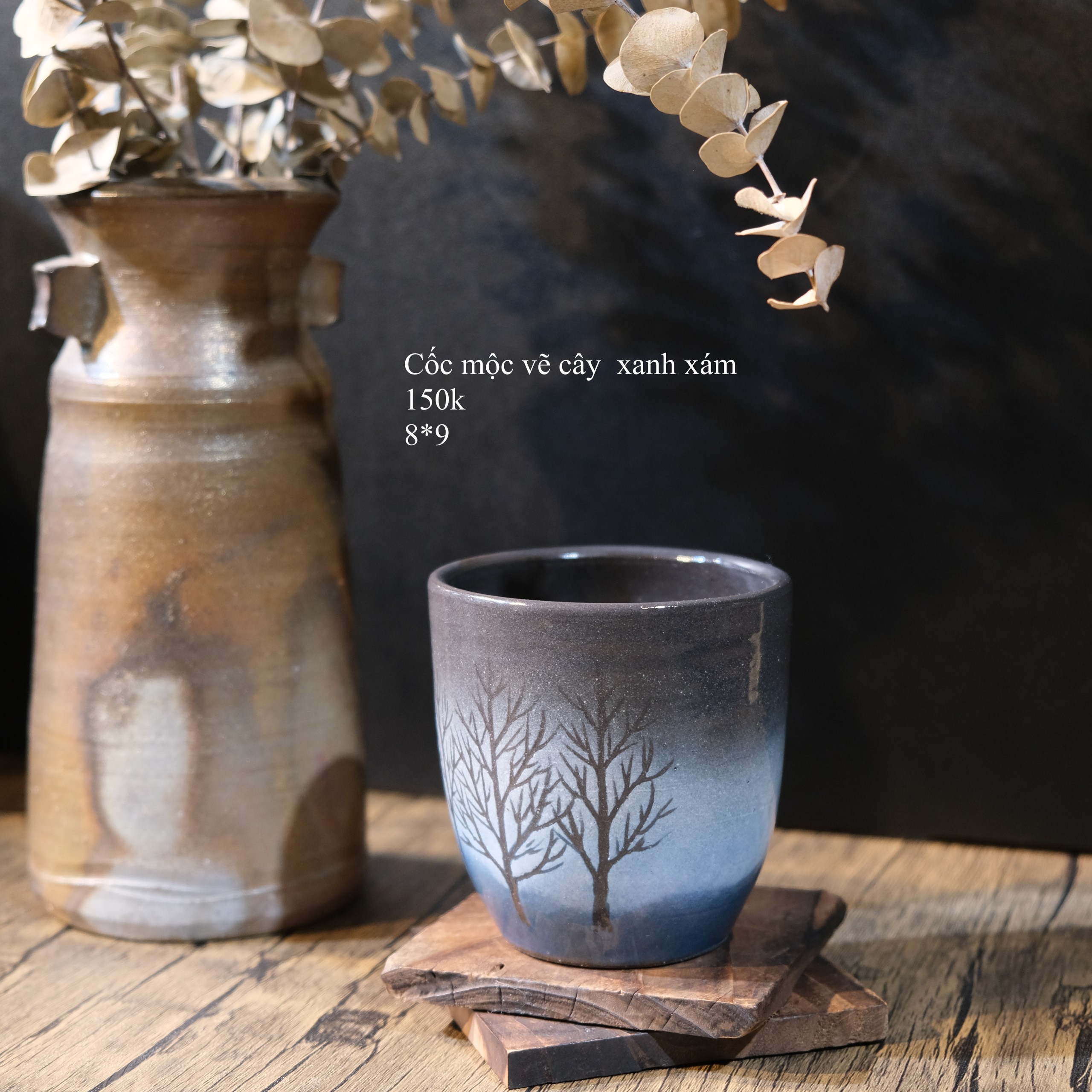 Cốc mộc vẽ cây xanh xám