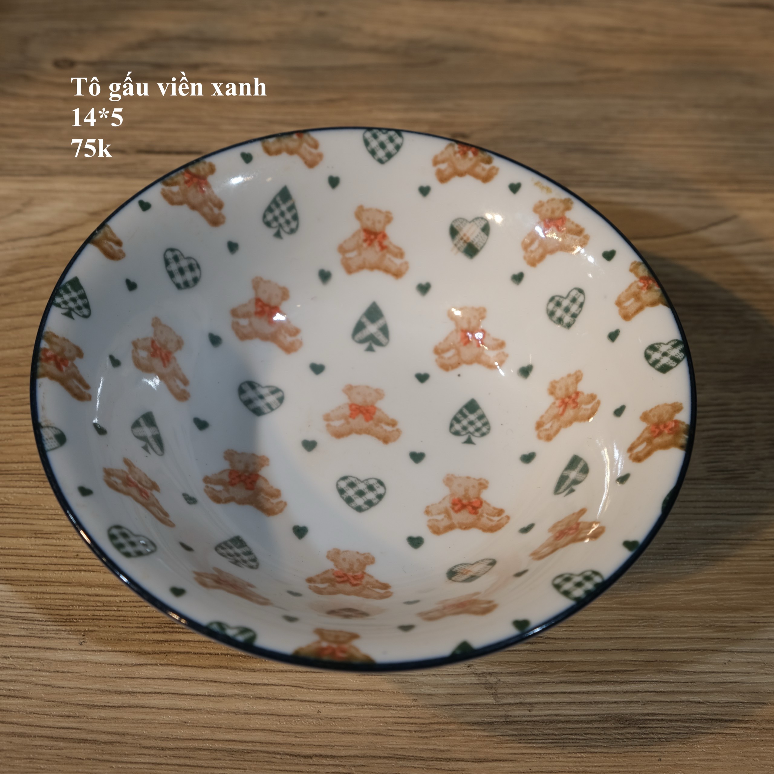 Tô gấu viền xanh