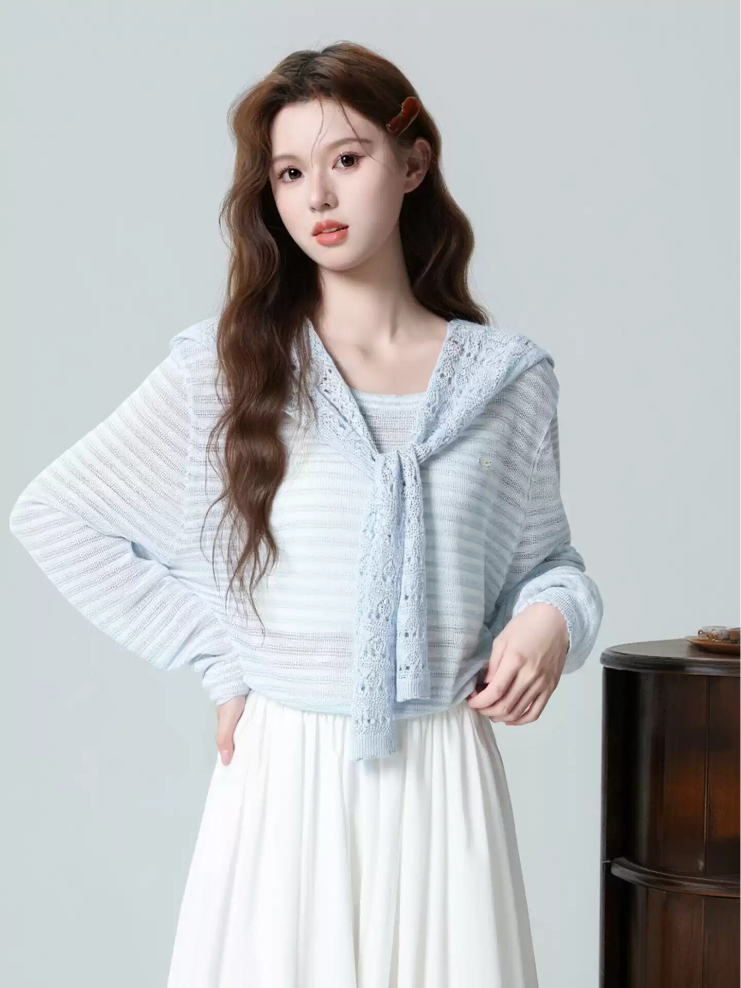 OH037: Áo thun dài tay kẻ sọc xanh dương dành cho nữ