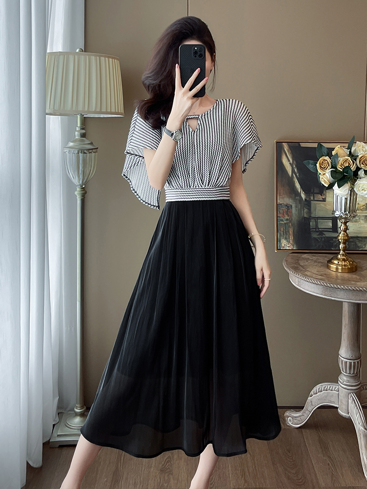 OD785: đầm dài quá gối cao cấp tay áo lá sen