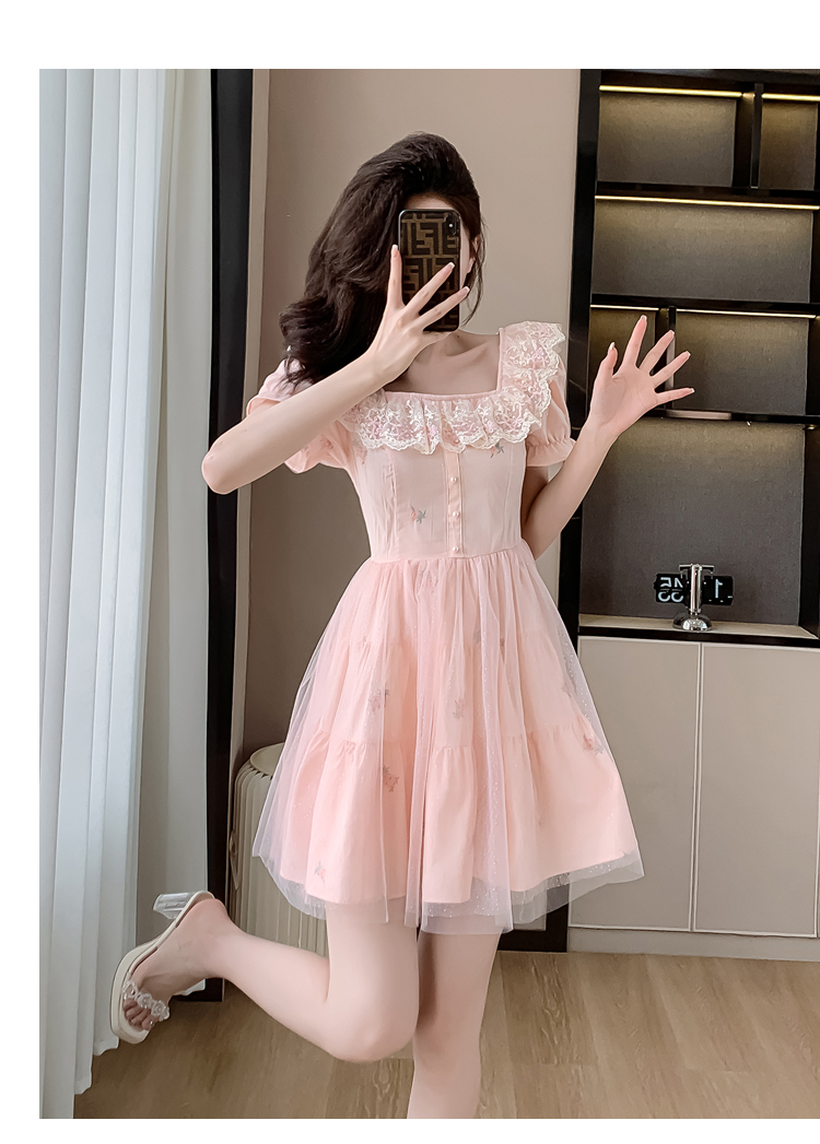 OD676: Váy ngắn thêu ren cổ vuông mới cao cấp