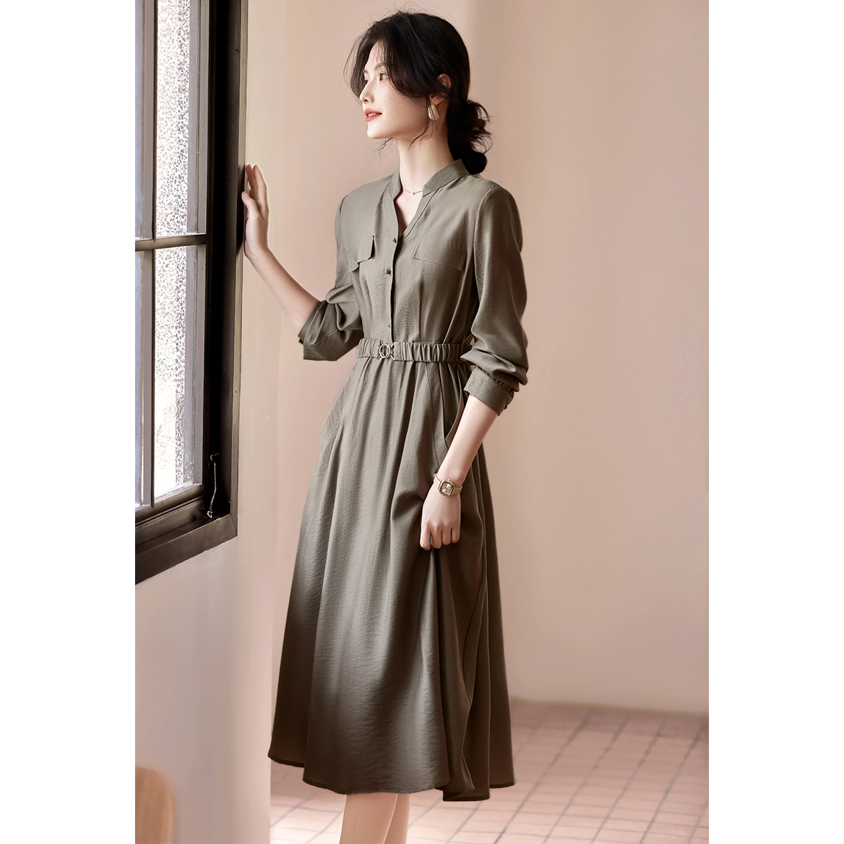 OD516: Váy Tencel cổ chữ V váy dài đơn giản