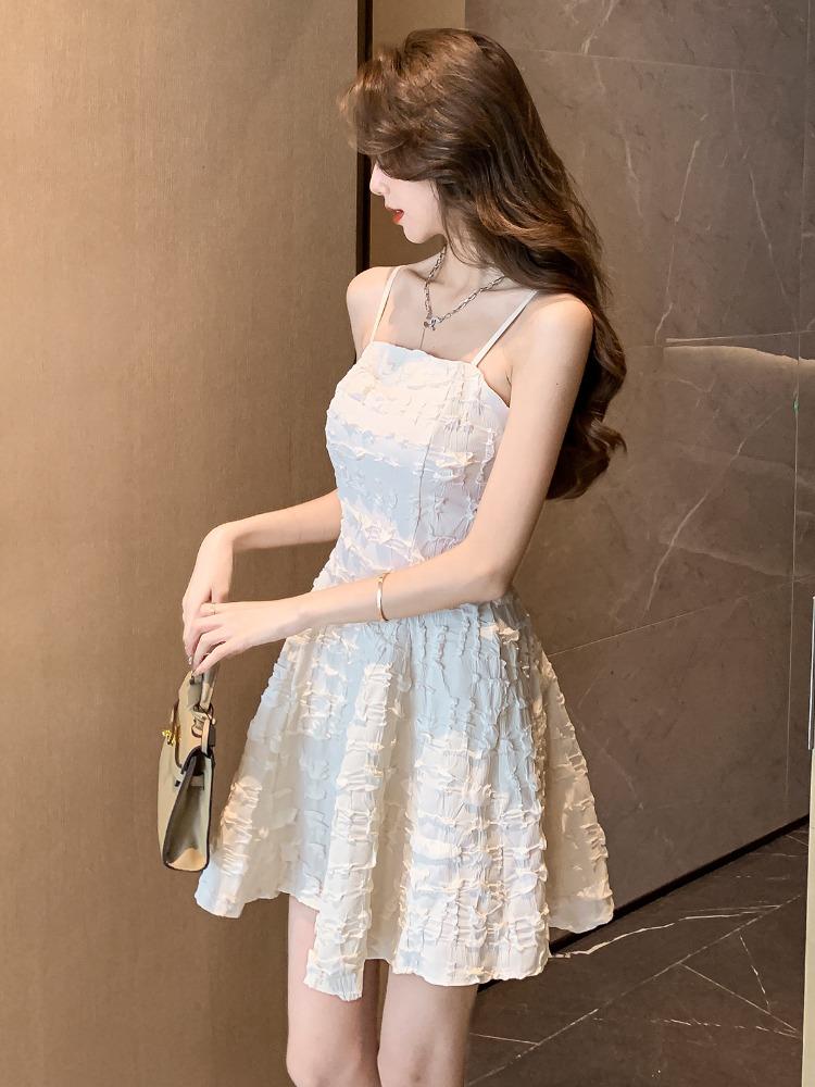 OD518: đầm hai dây trắng cao cấp