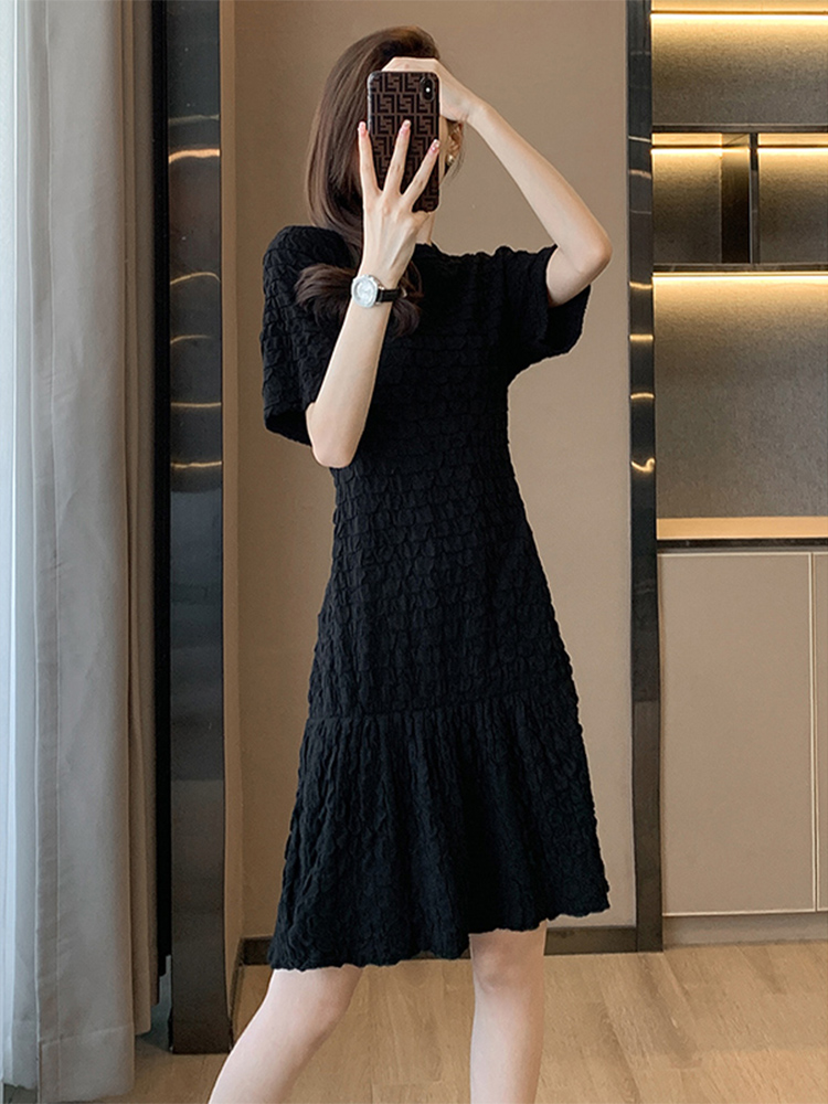 OD624: Váy đen đẹp cổ tròn phong cách cổ điển cao cấp kiểu Pháp