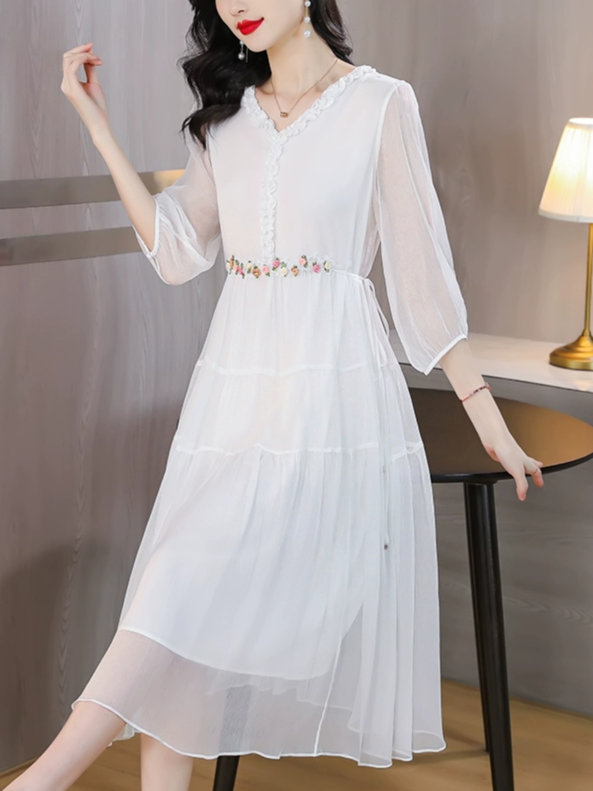 OD051: đầm trắng xòe trung niên cao cấp eo hoa