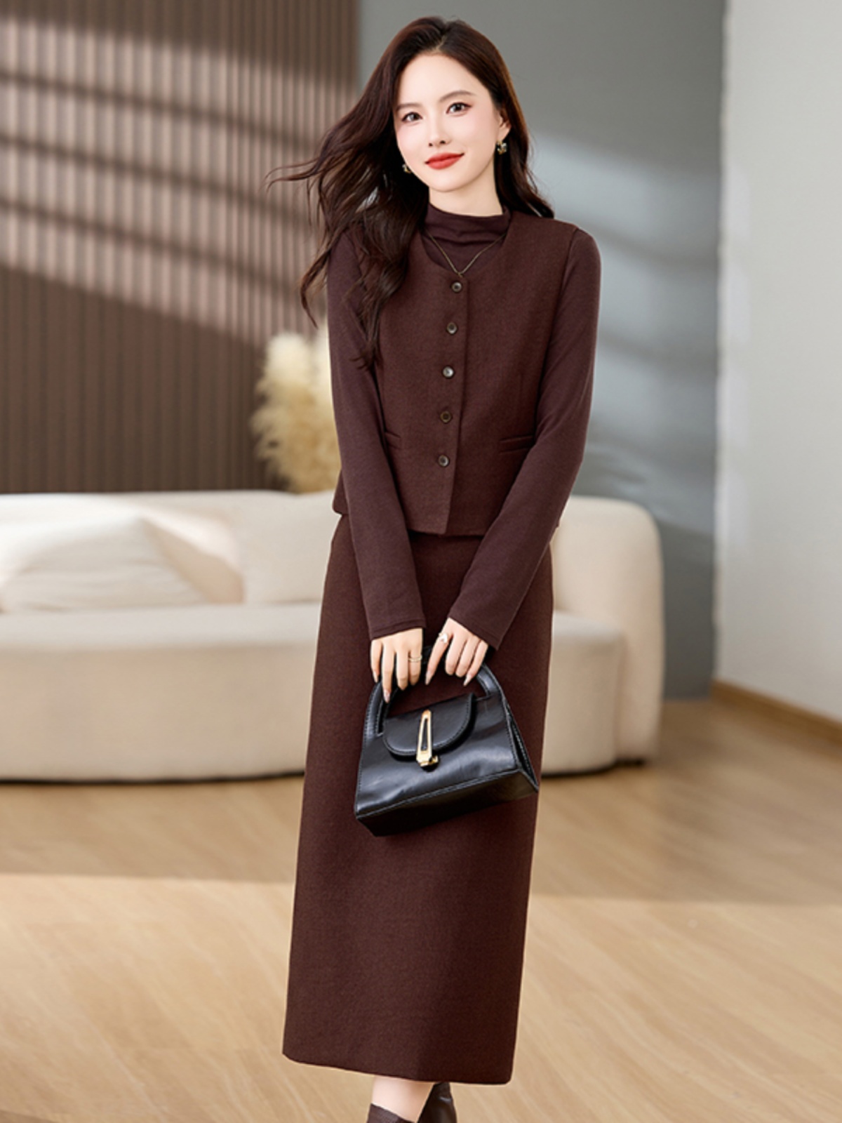 OE922: set áo khoác và váy nữ