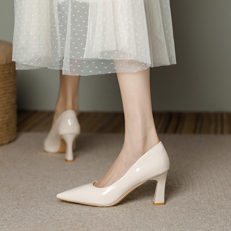 OC775: Giày cao gót mũi nhọn màu nude dành cho nữ miệng nông 7cm