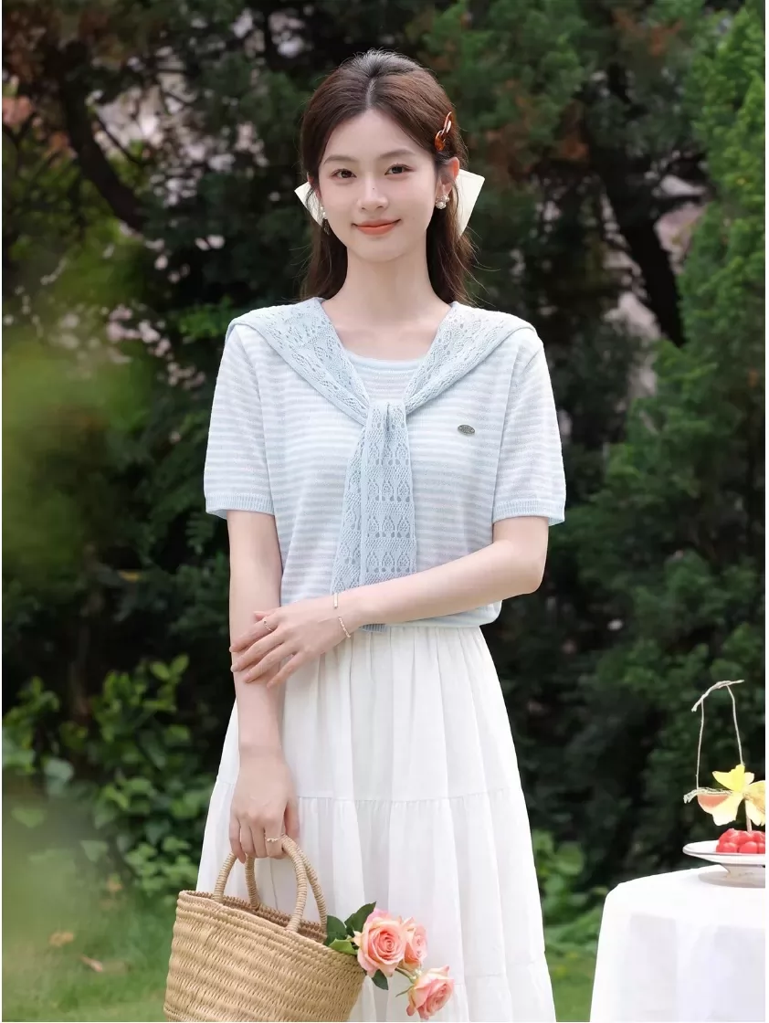 OH037: Áo thun dài tay kẻ sọc xanh dương dành cho nữ