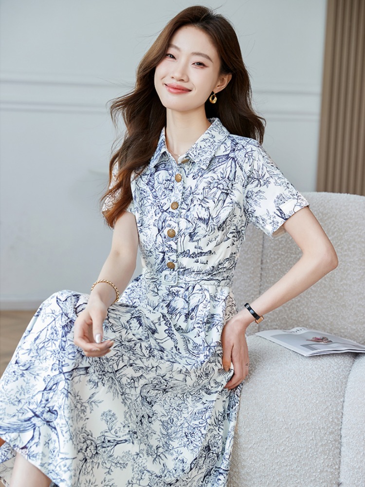 OD043: đầm nữ in hình dáng dài xòe nhẹ cổ bẻ