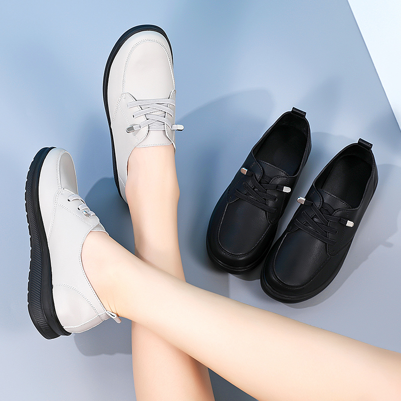 Mã B915: Giày lười nữ trung niên đế mềm chống trơn trượt thoải mái