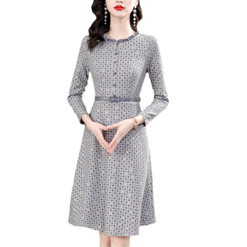 Mã B912: đầm nữ trung niên sang trọng quý phái