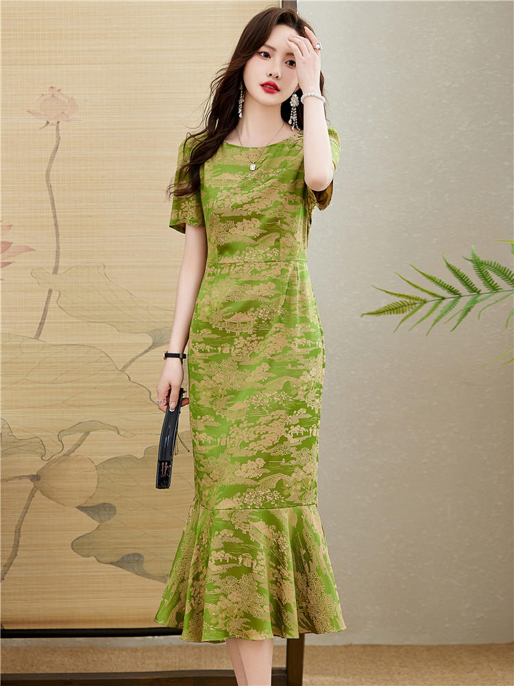 OD599: Đầm xanh dáng ôm đuôi cá jacquard cao cấp