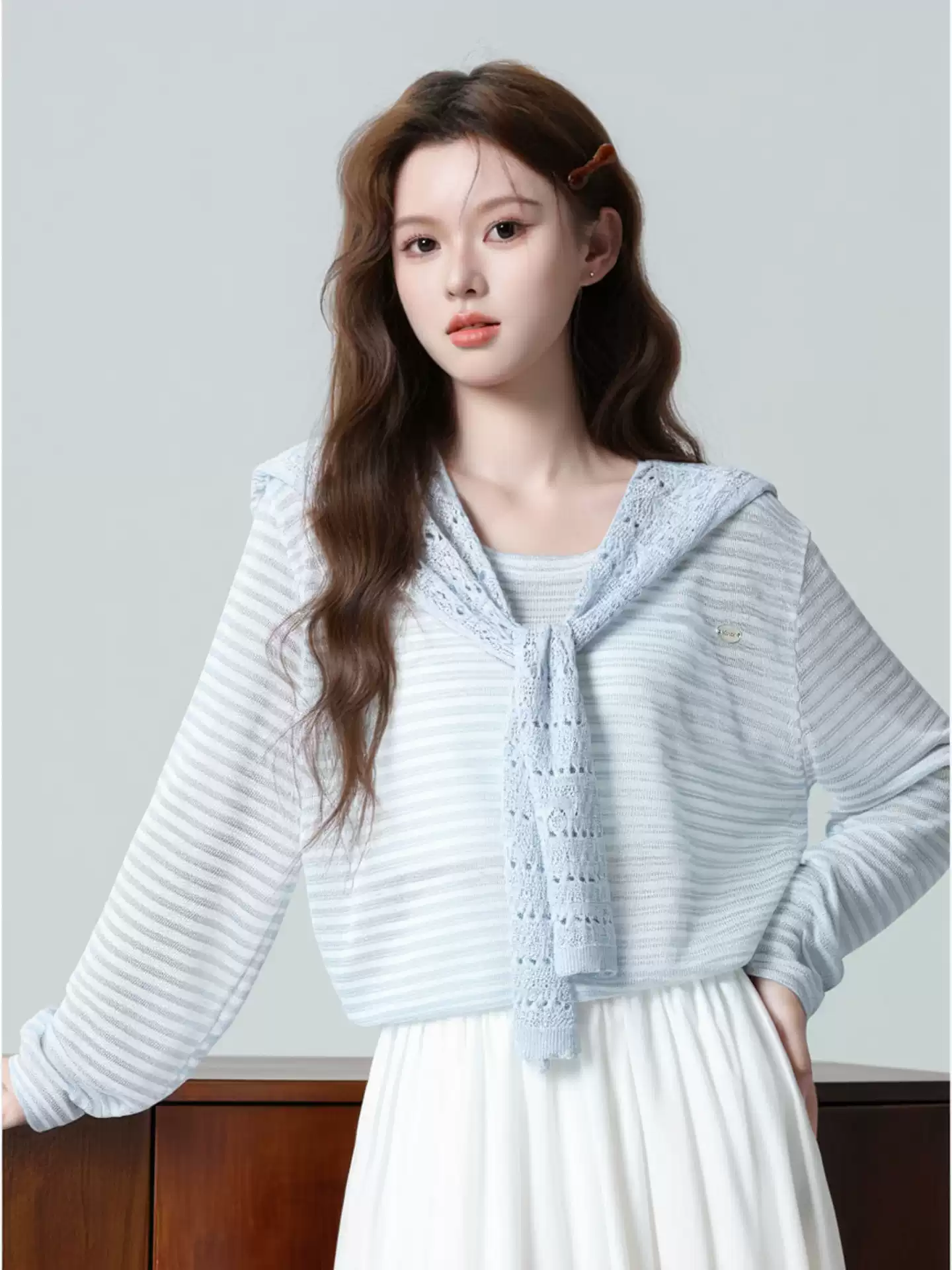 OH037: Áo thun dài tay kẻ sọc xanh dương dành cho nữ