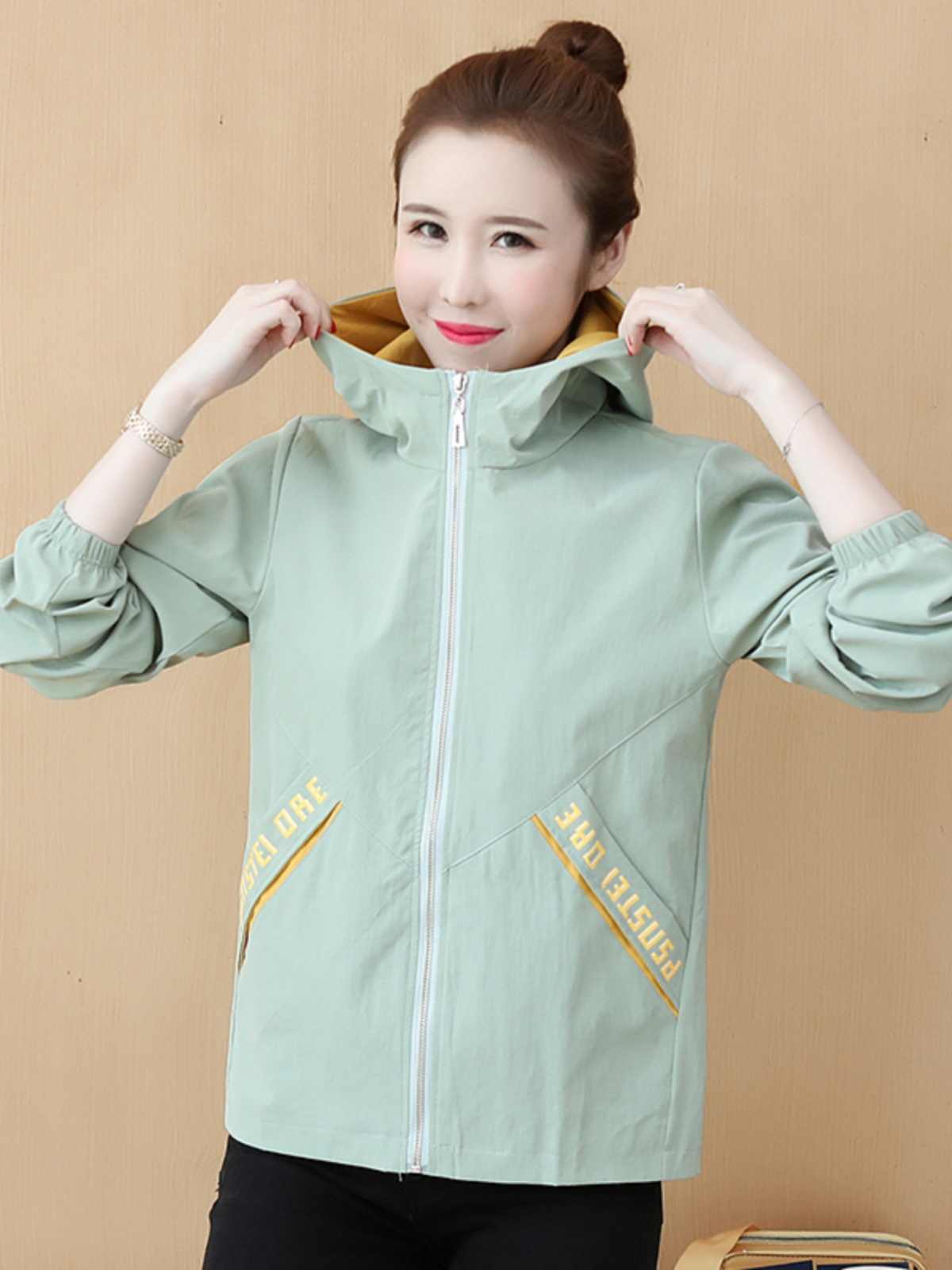 OD695: áo khoác gió nữ cao cấp