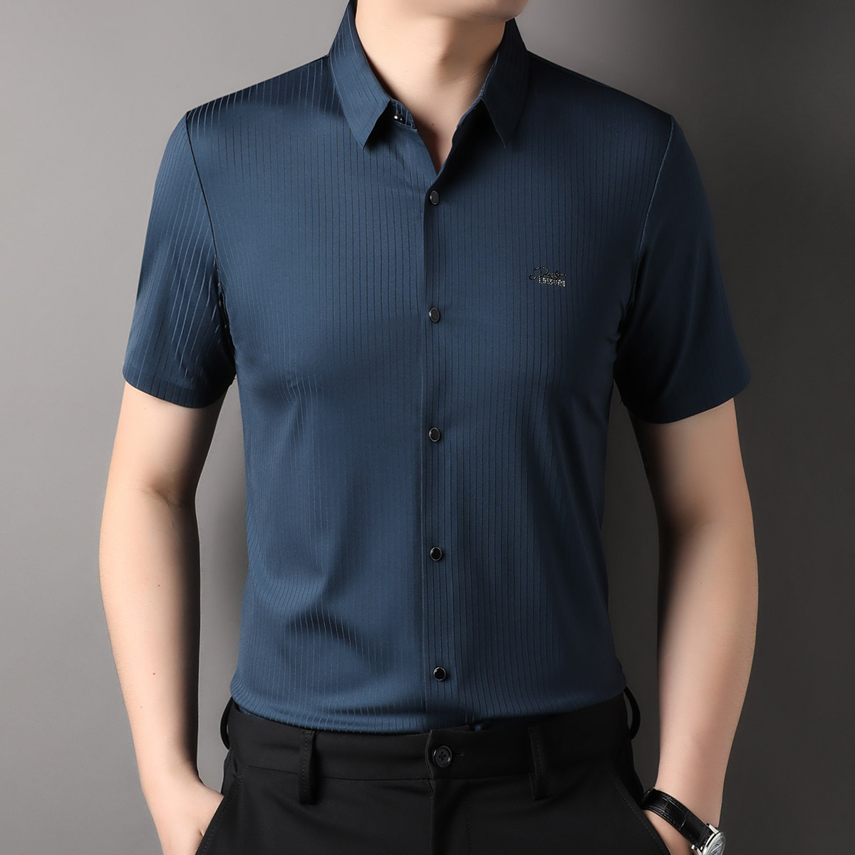 OE300: Áo sơ mi nam cao cấp tay ngắn lụa băng mùa hè họa tiết sọc jacquard