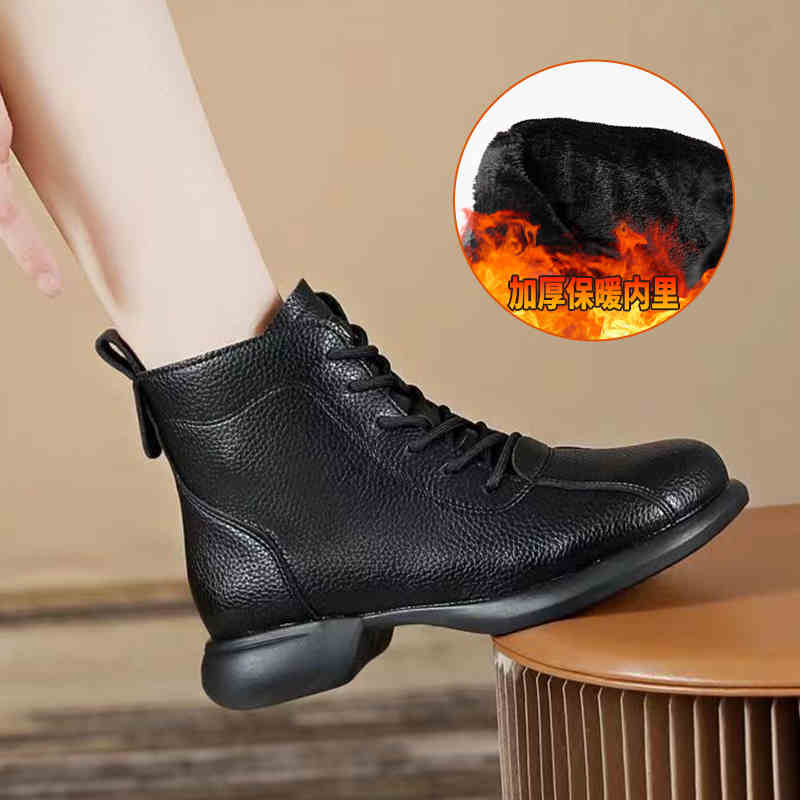 C252: giày bốt nữ trung niên và cao tuổi mùa thu đông bốt Martin đế mềm chống trượt