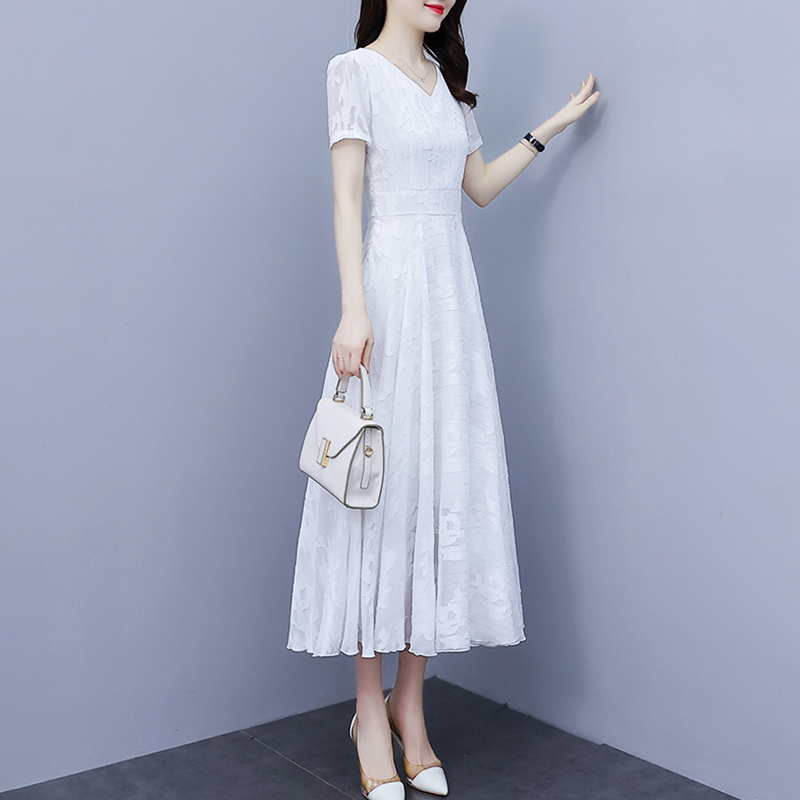 Mã B943: đầm váy voan trung niên big size cỡ lớn 5XL