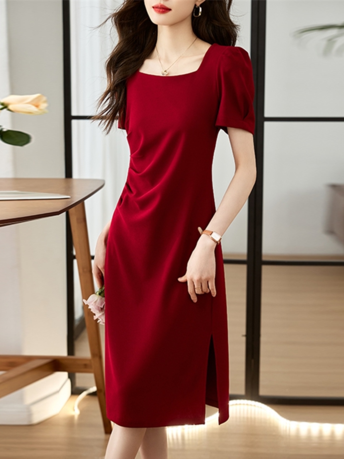 Mã B972: Đầm nữ cổ vuông tay phồng phong cách Pháp dành cho nữ mùa hè cao cấp