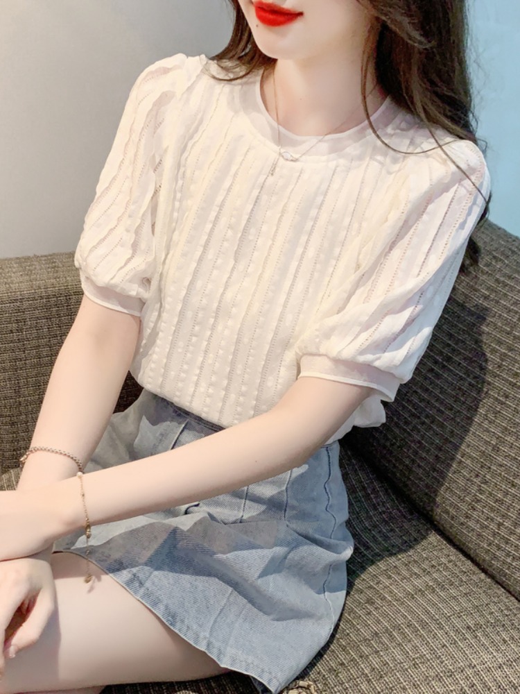 Mã B786: Áo sơ mi nữ voan ngắn tay cổ tròn màu trắng