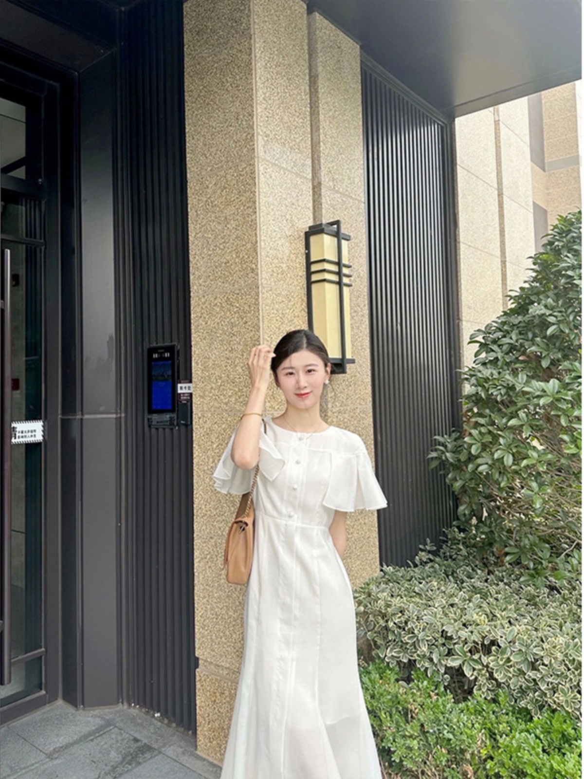 Mã B908: Đầm váy nữ tay bay nhỏ kiểu Pháp cho nữ mùa hè phong cách mới dịu dàng